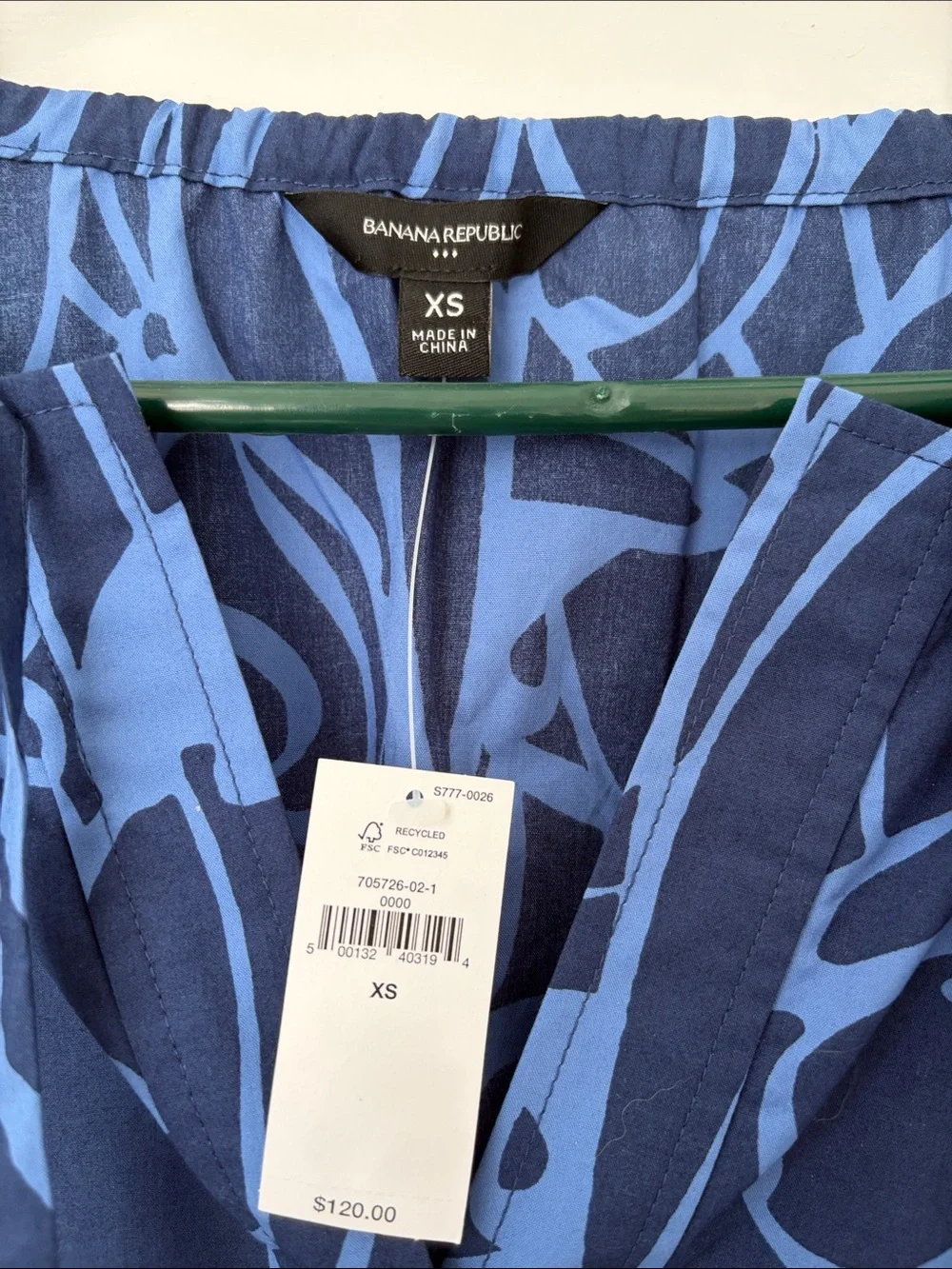 Banana Republic Long-Sleeve Blue Abstract Swim Rash Guard